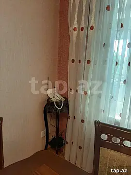 Satılır 6 otaqlı həyət evi