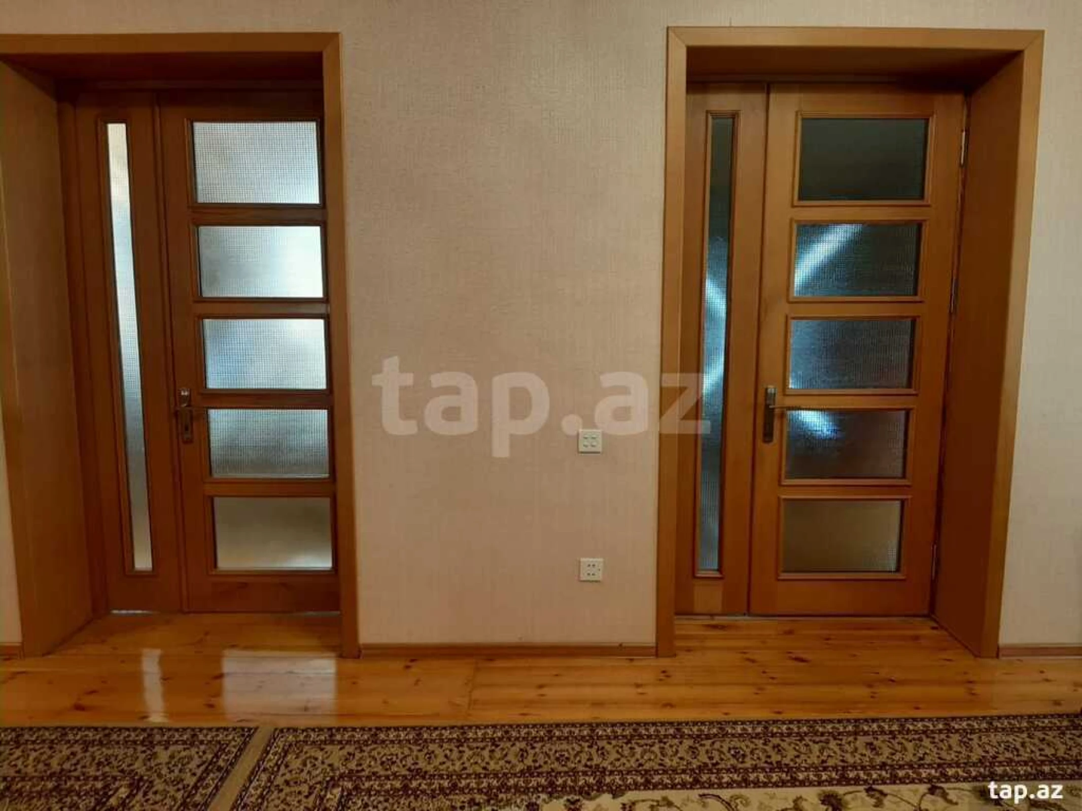 Satılır 6 otaqlı həyət evi