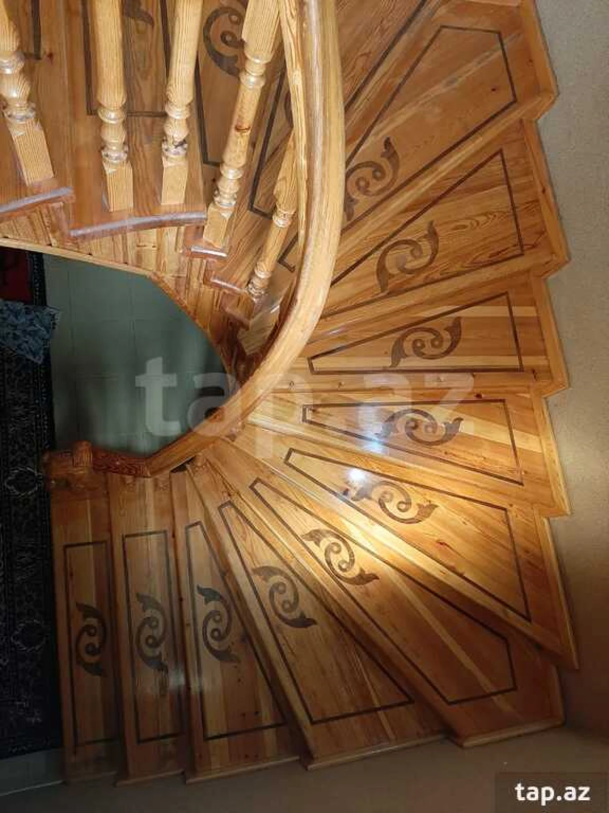 Satılır 6 otaqlı həyət evi