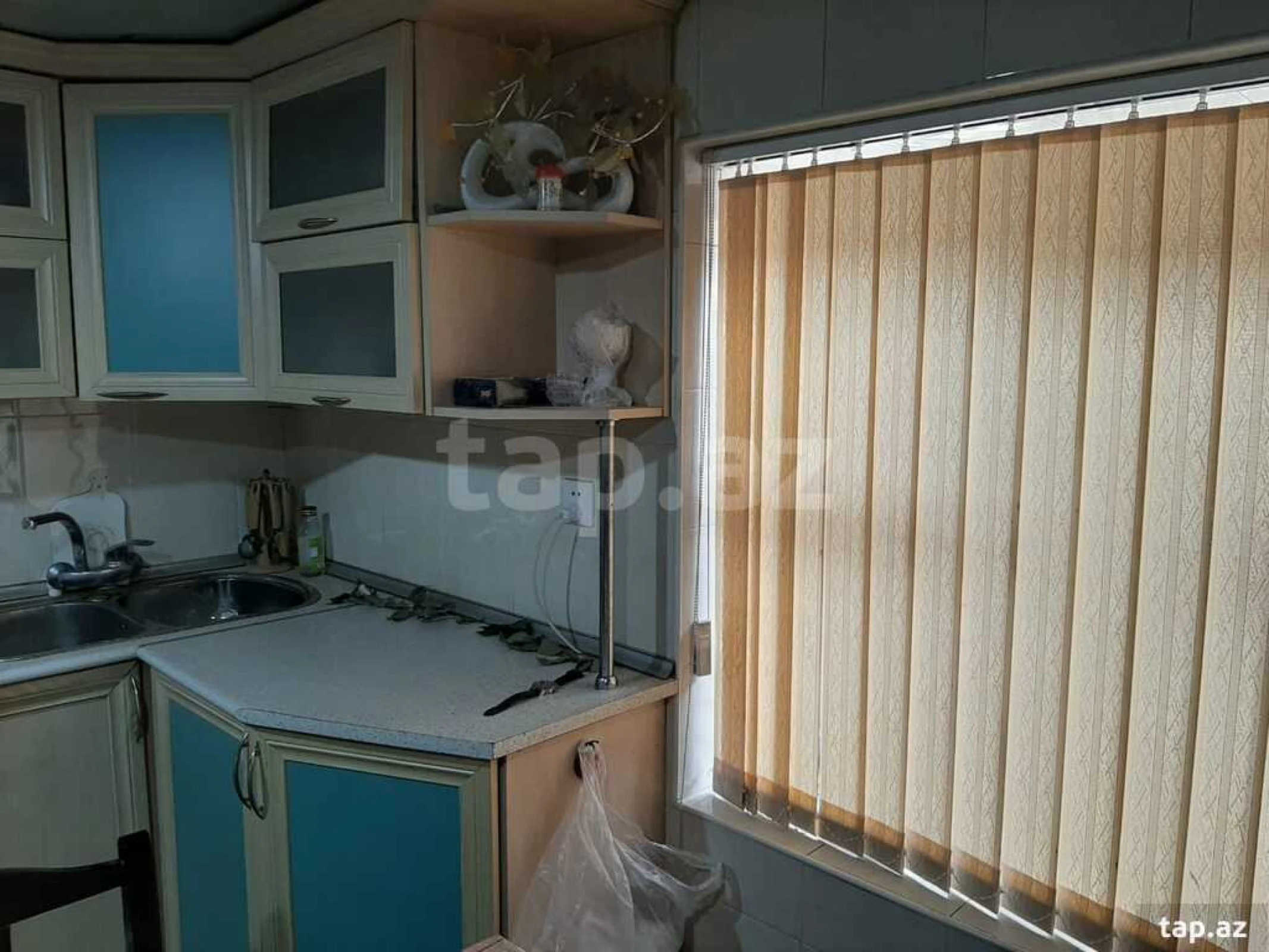 Satılır 6 otaqlı həyət evi