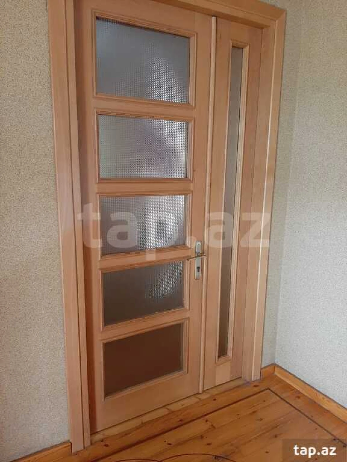 Satılır 6 otaqlı həyət evi