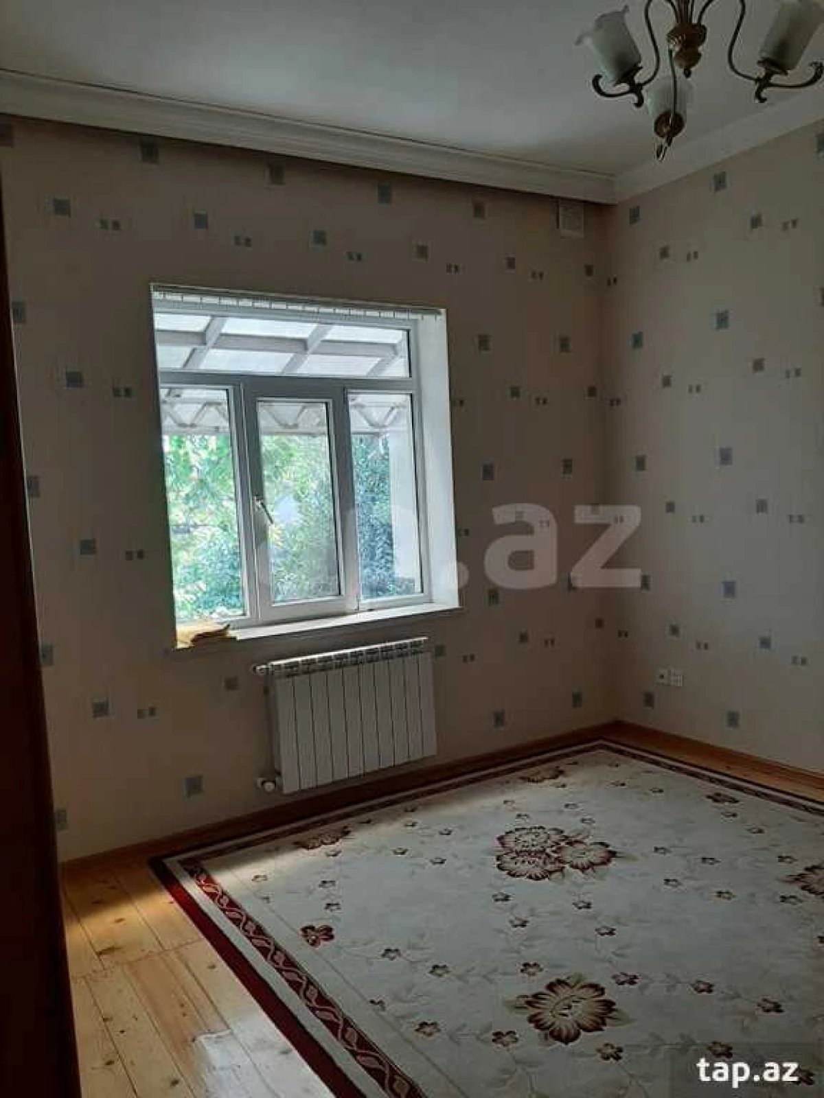 Satılır 6 otaqlı həyət evi