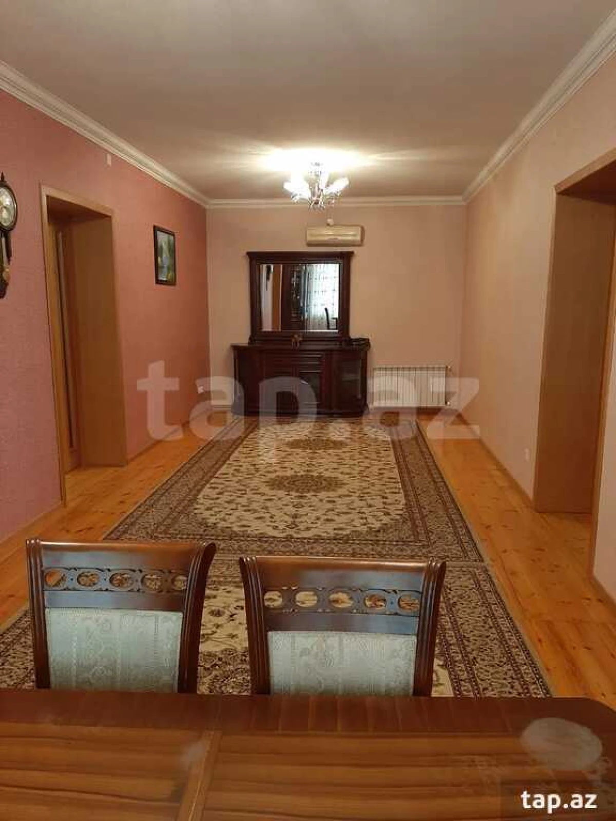 Satılır 6 otaqlı həyət evi