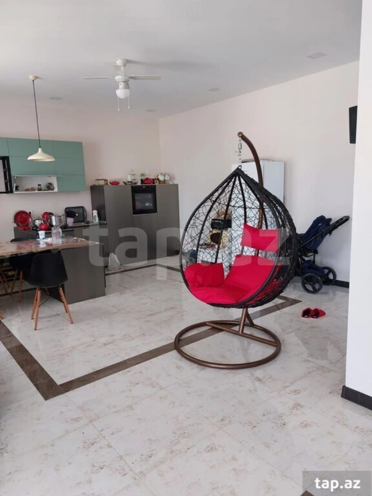 Kirayə verilir 4 otaqlı həyət evi 200 m²