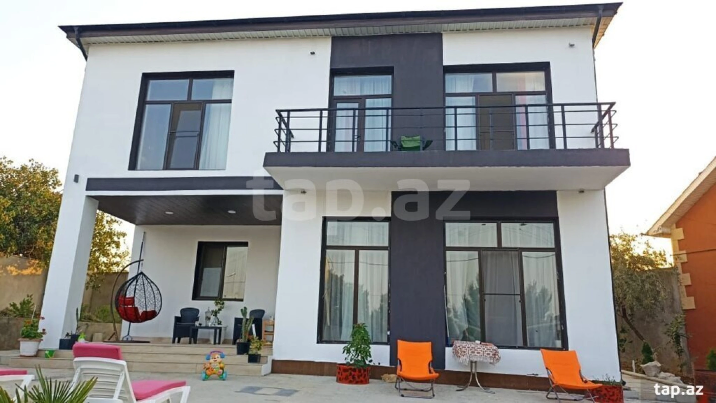 Kirayə verilir 4 otaqlı həyət evi 200 m²