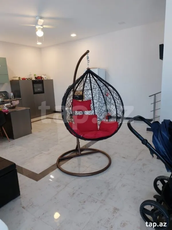 Kirayə verilir 4 otaqlı həyət evi 200 m²