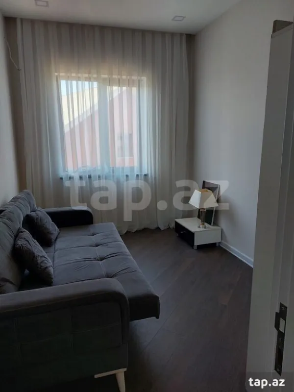 Kirayə verilir 4 otaqlı həyət evi 200 m²