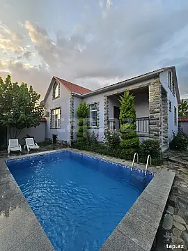 Kirayə verilir 3 otaqlı həyət evi