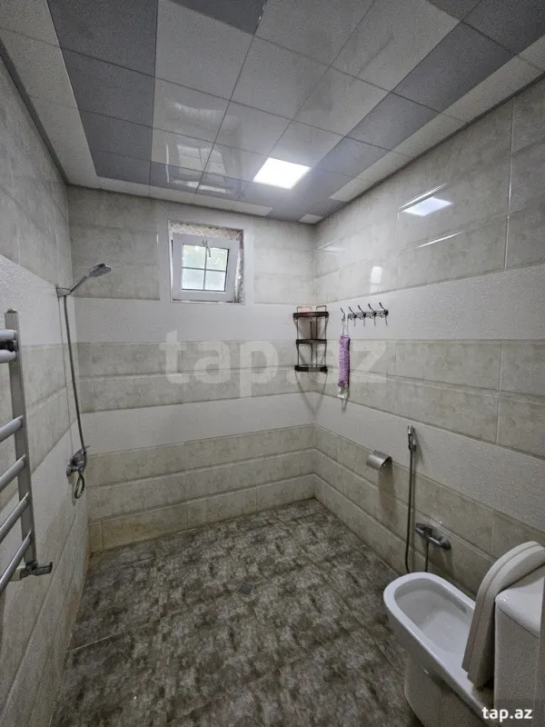 Kirayə verilir 3 otaqlı həyət evi