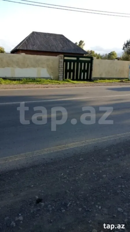 Satılır 2 otaqlı həyət evi