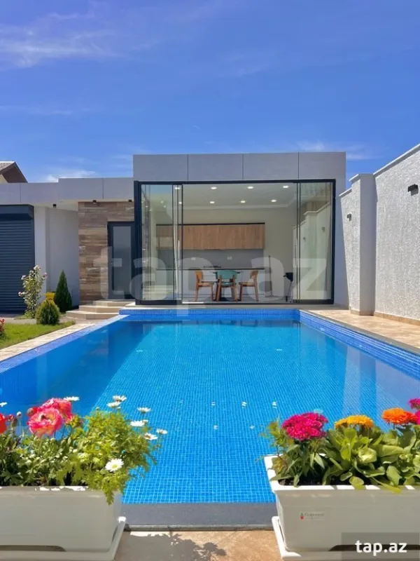 Kirayə verilir 4 otaqlı həyət evi