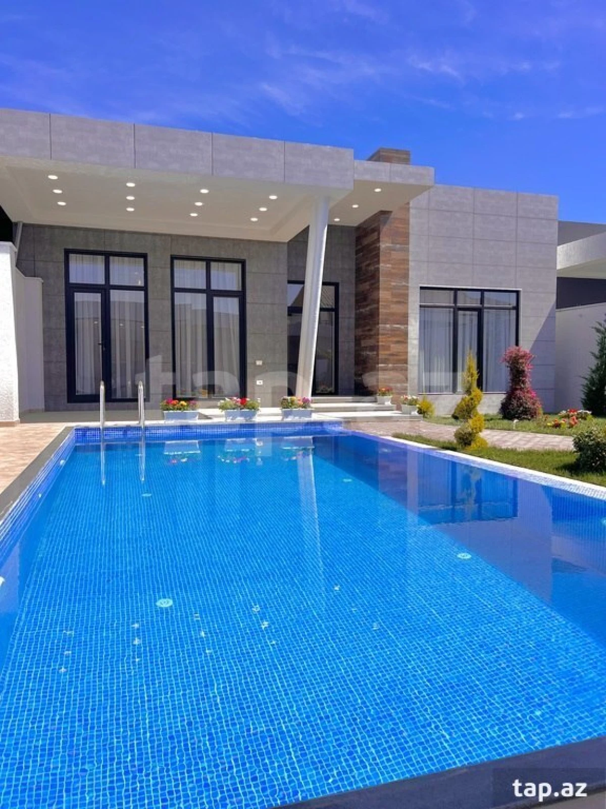 Kirayə verilir 4 otaqlı həyət evi