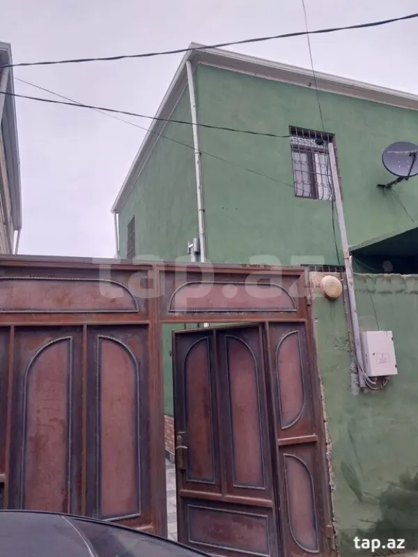 Satılır 4 otaqlı həyət evi 120 m²