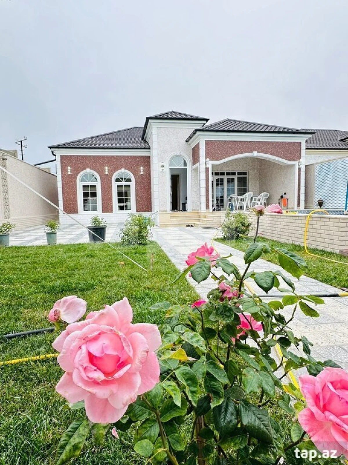 Kirayə verilir 4 otaqlı həyət evi 160 m²