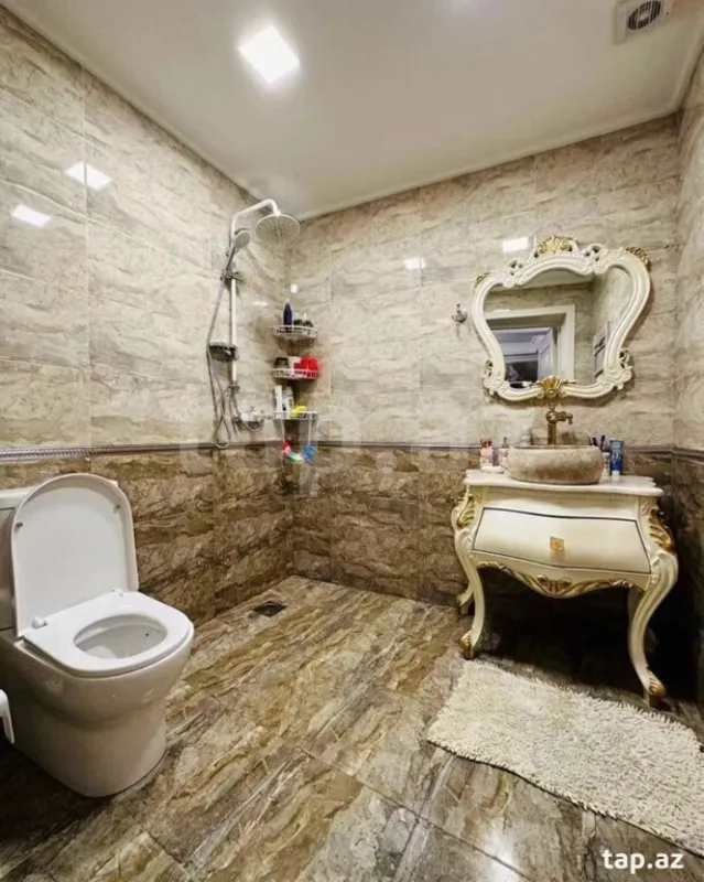 Kirayə verilir 3 otaqlı həyət evi 200 m²