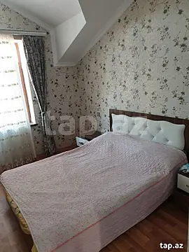 Satılır 6 otaqlı həyət evi