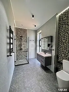 Kirayə verilir 4 otaqlı həyət evi