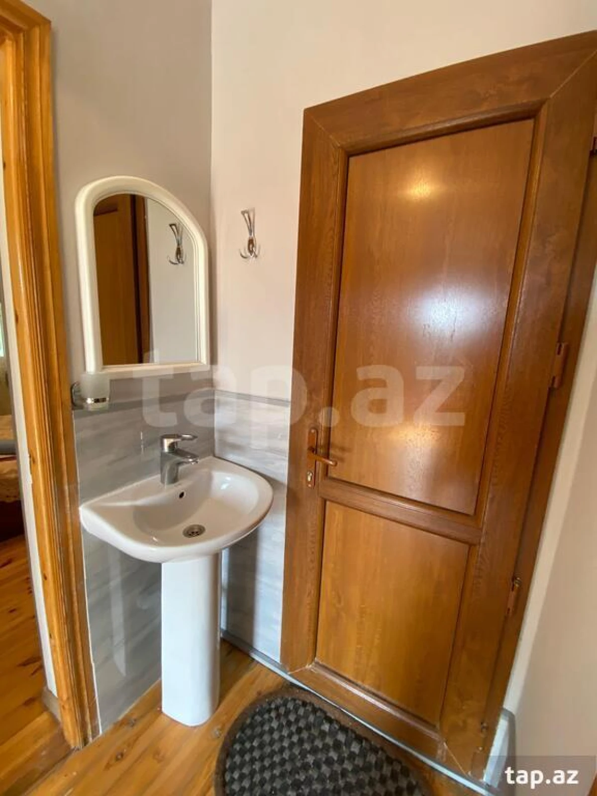 Kirayə verilir 3 otaqlı həyət evi