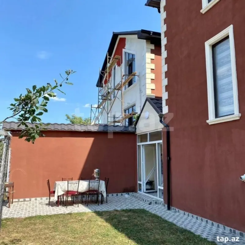 Kirayə verilir 3 otaqlı həyət evi 140 m²