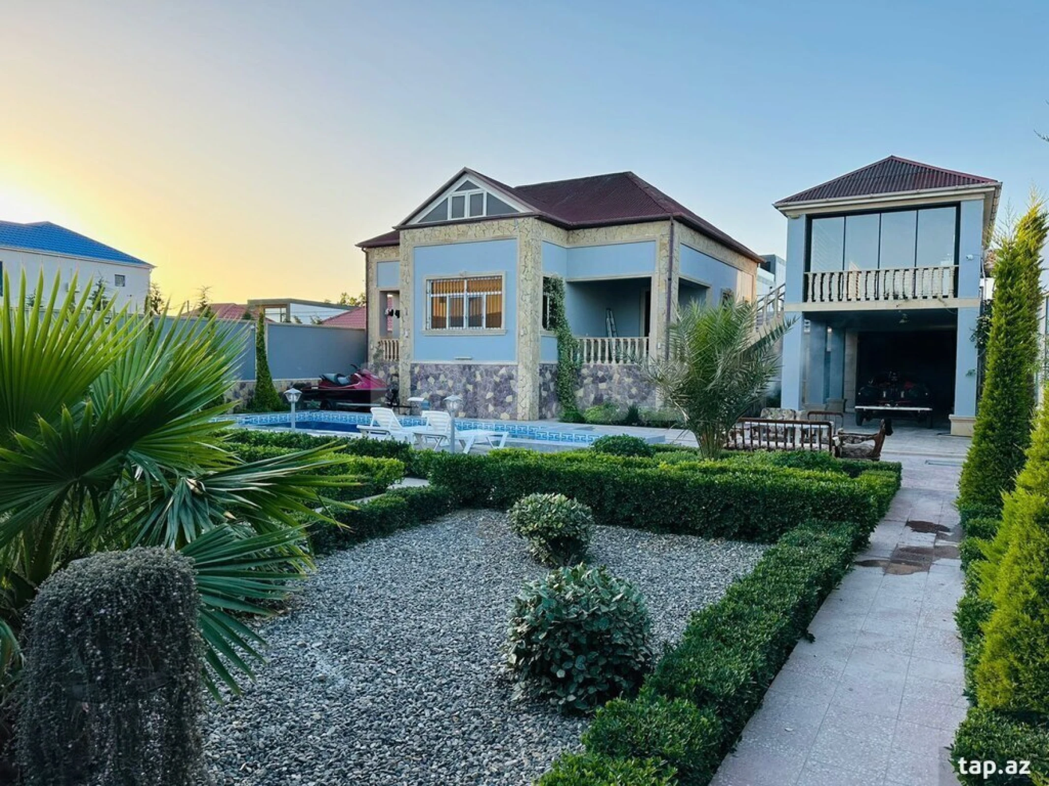 Kirayə verilir 4 otaqlı həyət evi 200 m²