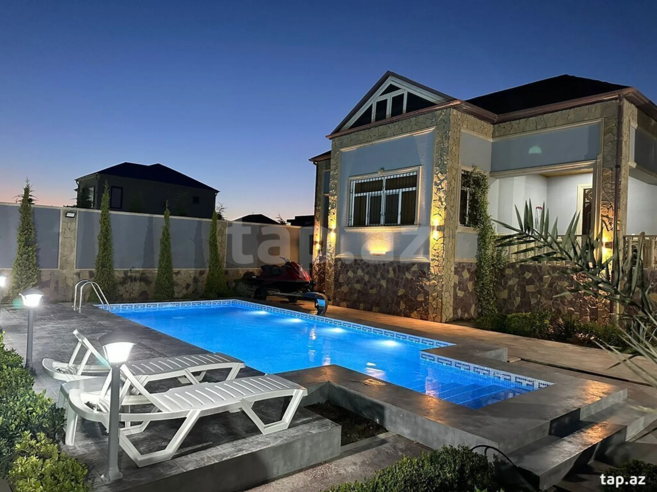 Kirayə verilir 4 otaqlı həyət evi 200 m²