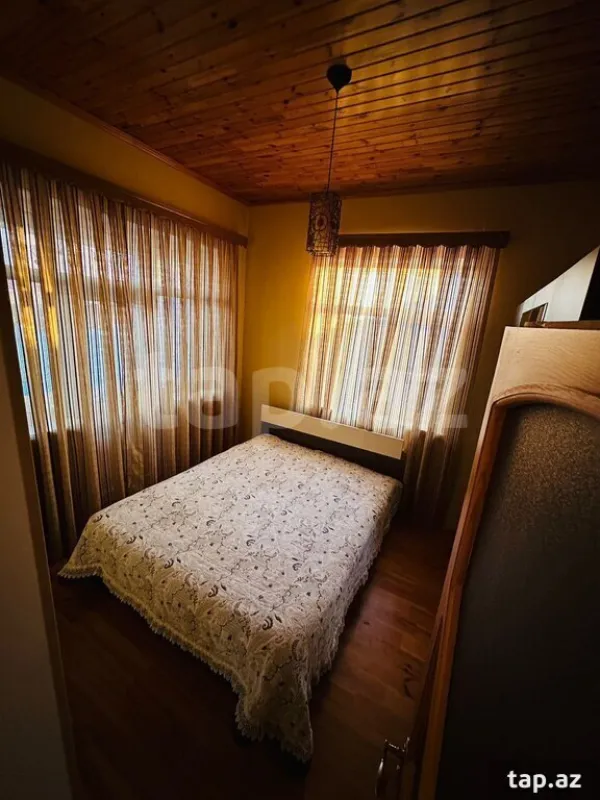 Kirayə verilir 4 otaqlı həyət evi 200 m²