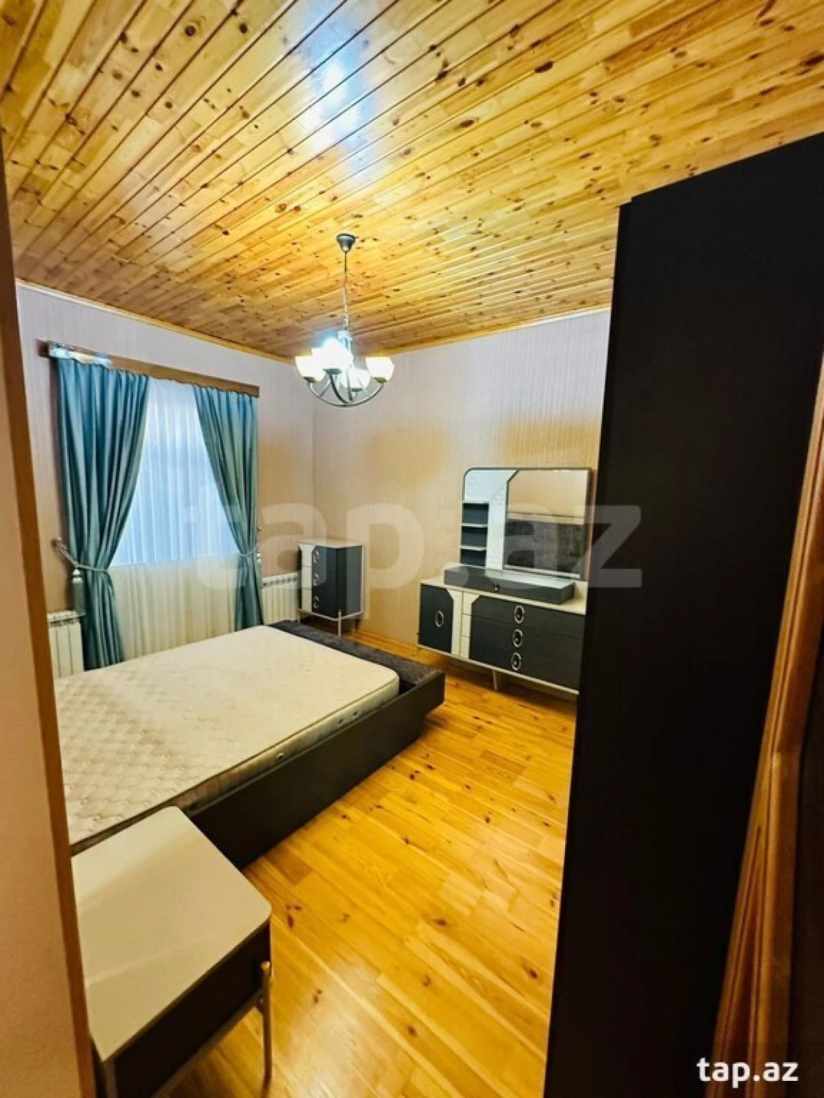 Kirayə verilir 4 otaqlı həyət evi 200 m²