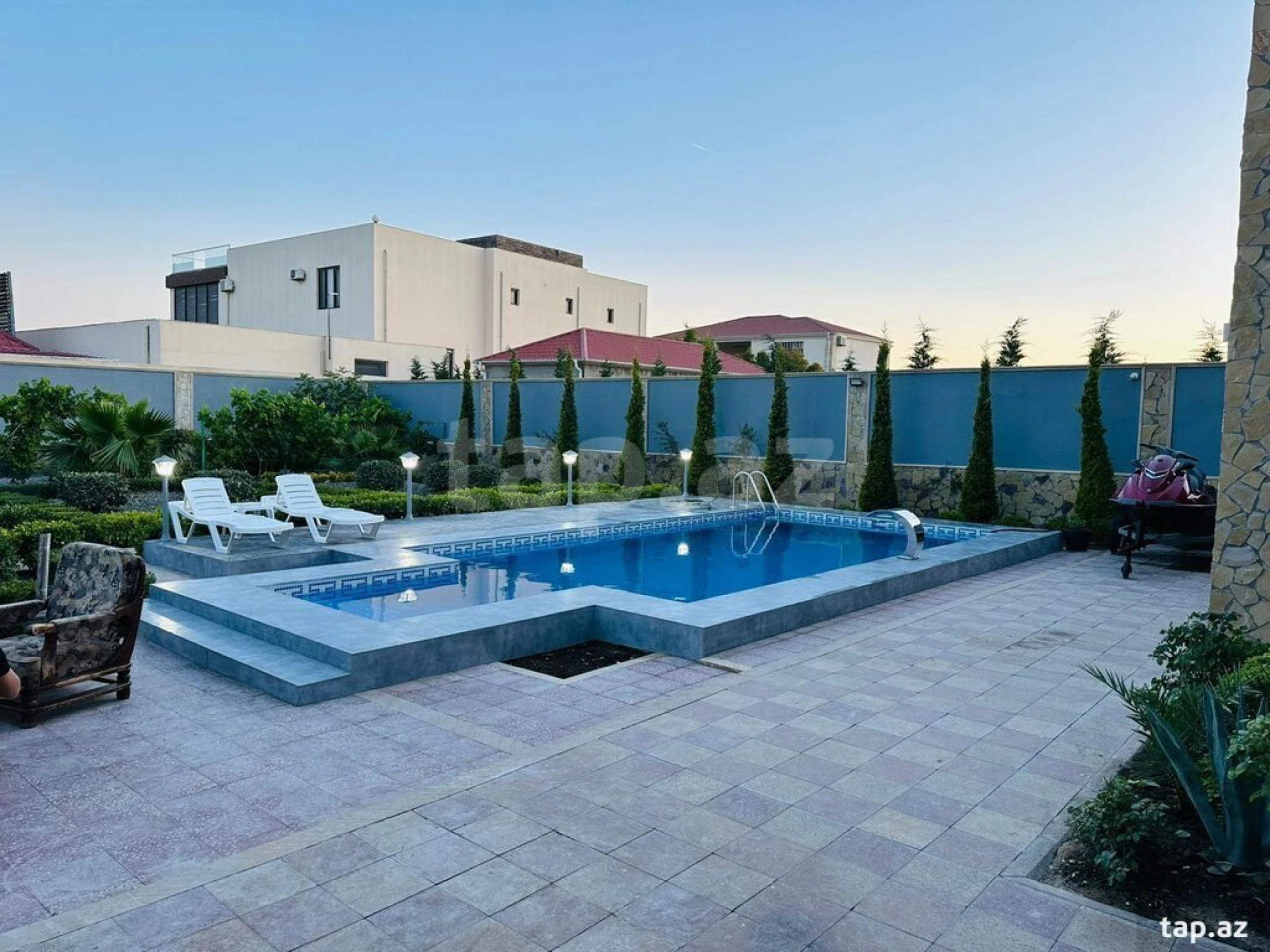 Kirayə verilir 4 otaqlı həyət evi 200 m²