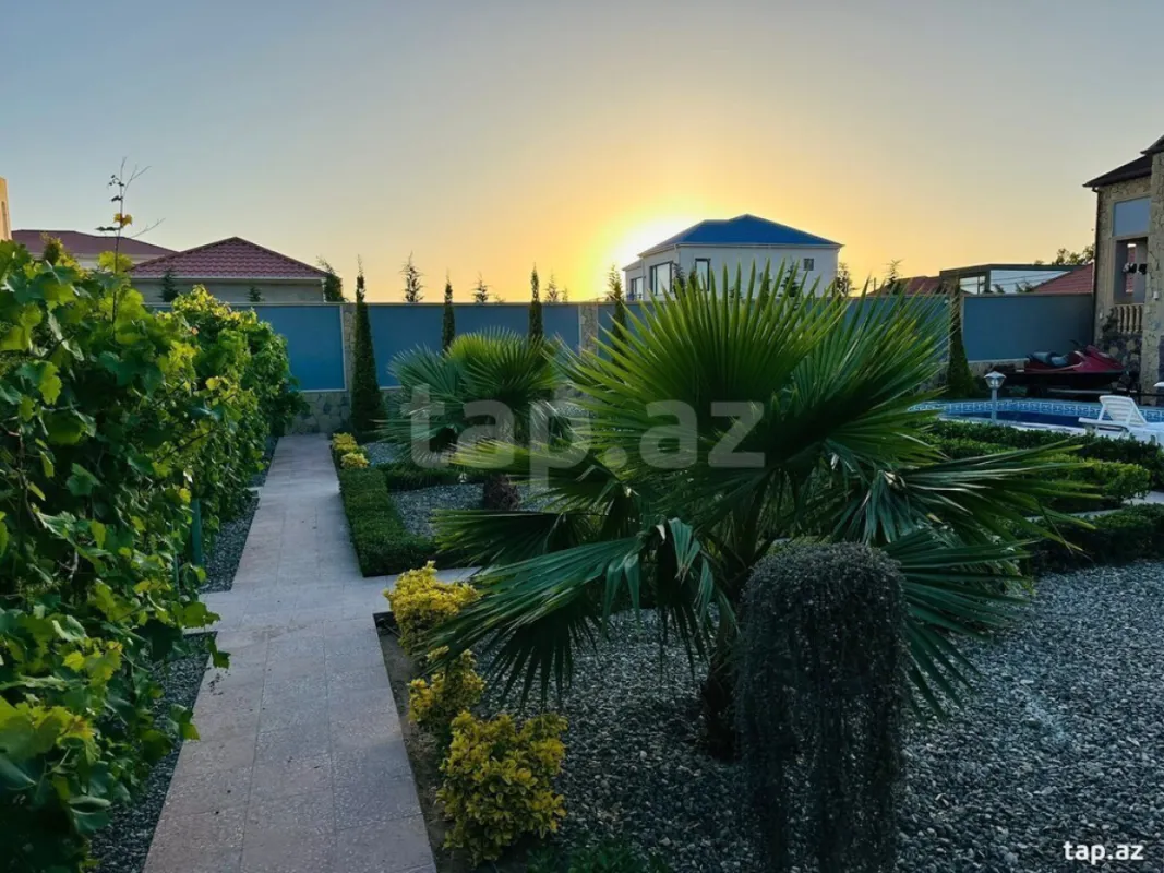 Kirayə verilir 4 otaqlı həyət evi 200 m²