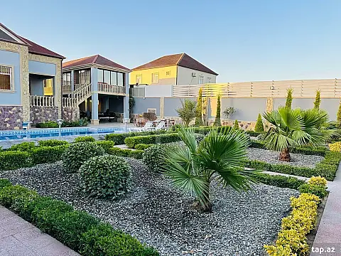 Kirayə verilir 4 otaqlı həyət evi 200 m²