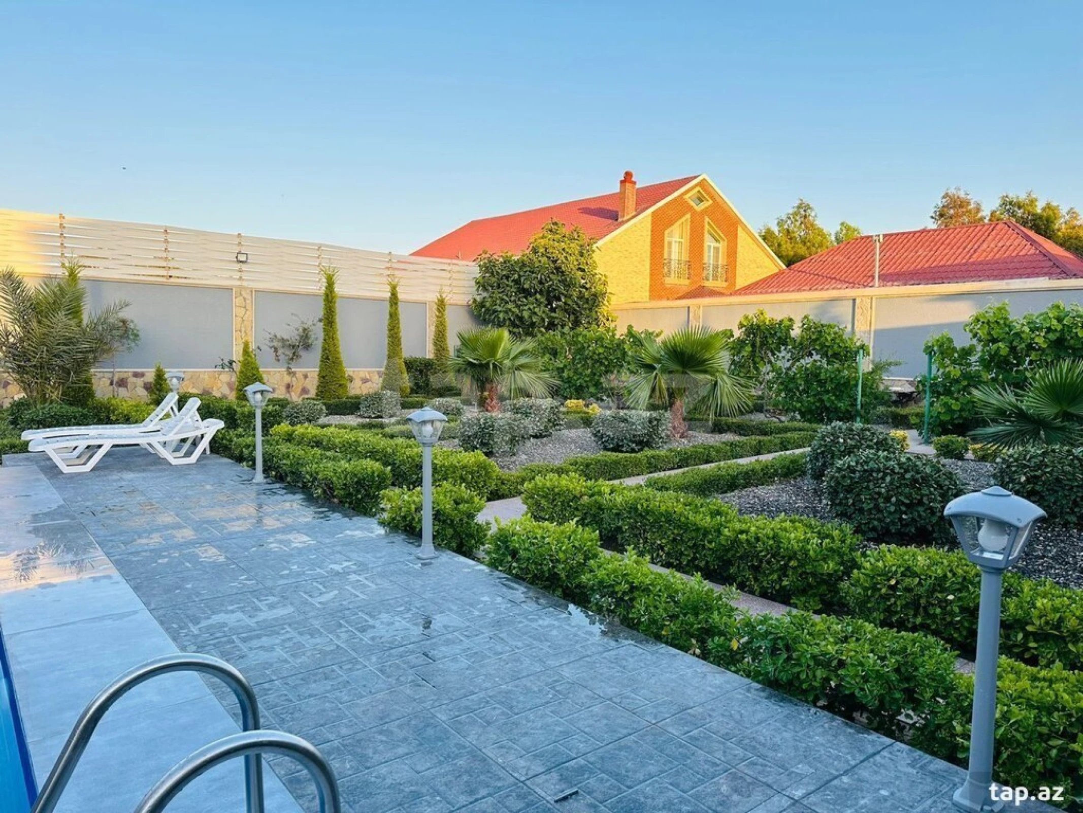 Kirayə verilir 4 otaqlı həyət evi 200 m²