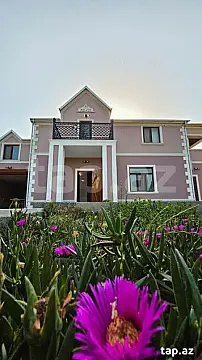 Satılır 7 otaqlı həyət evi 218 m²
