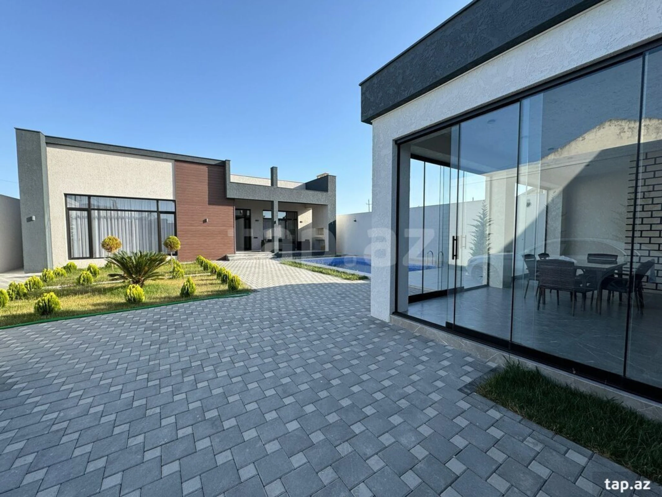 Kirayə verilir 4 otaqlı həyət evi 200 m²