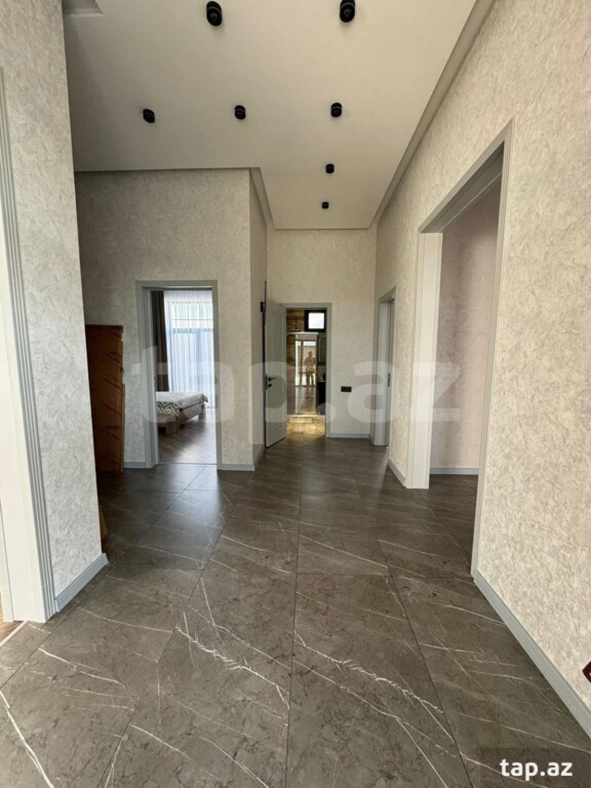Kirayə verilir 4 otaqlı həyət evi 200 m²