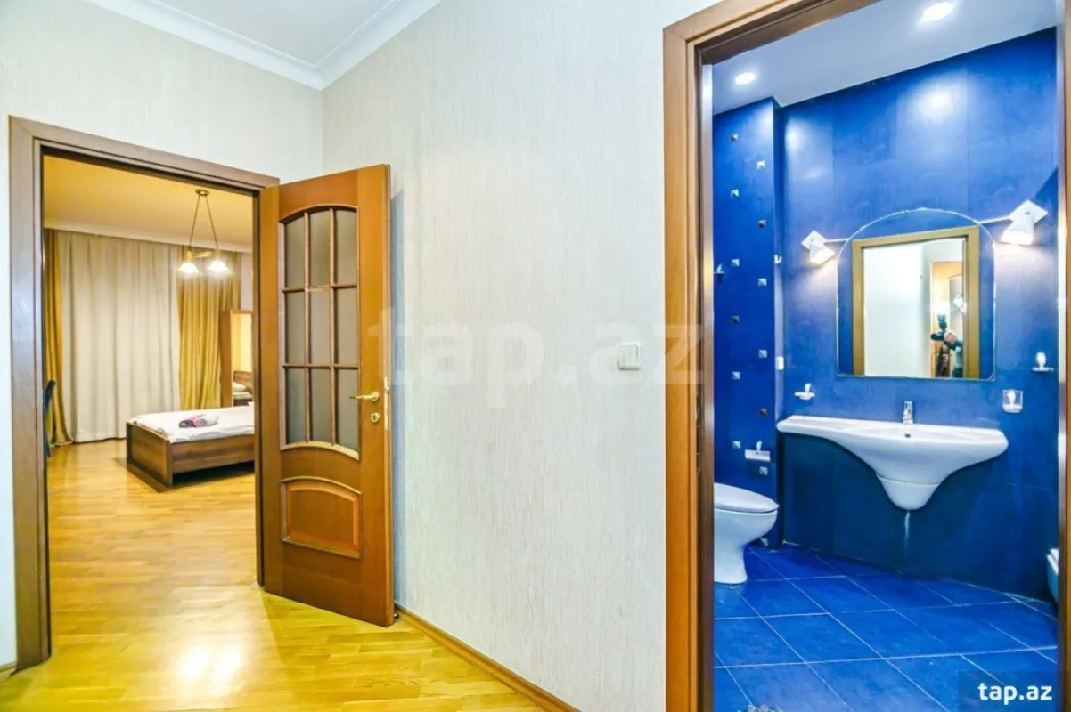 Kirayə verilir 3 otaqlı yeni tikili 205 m²