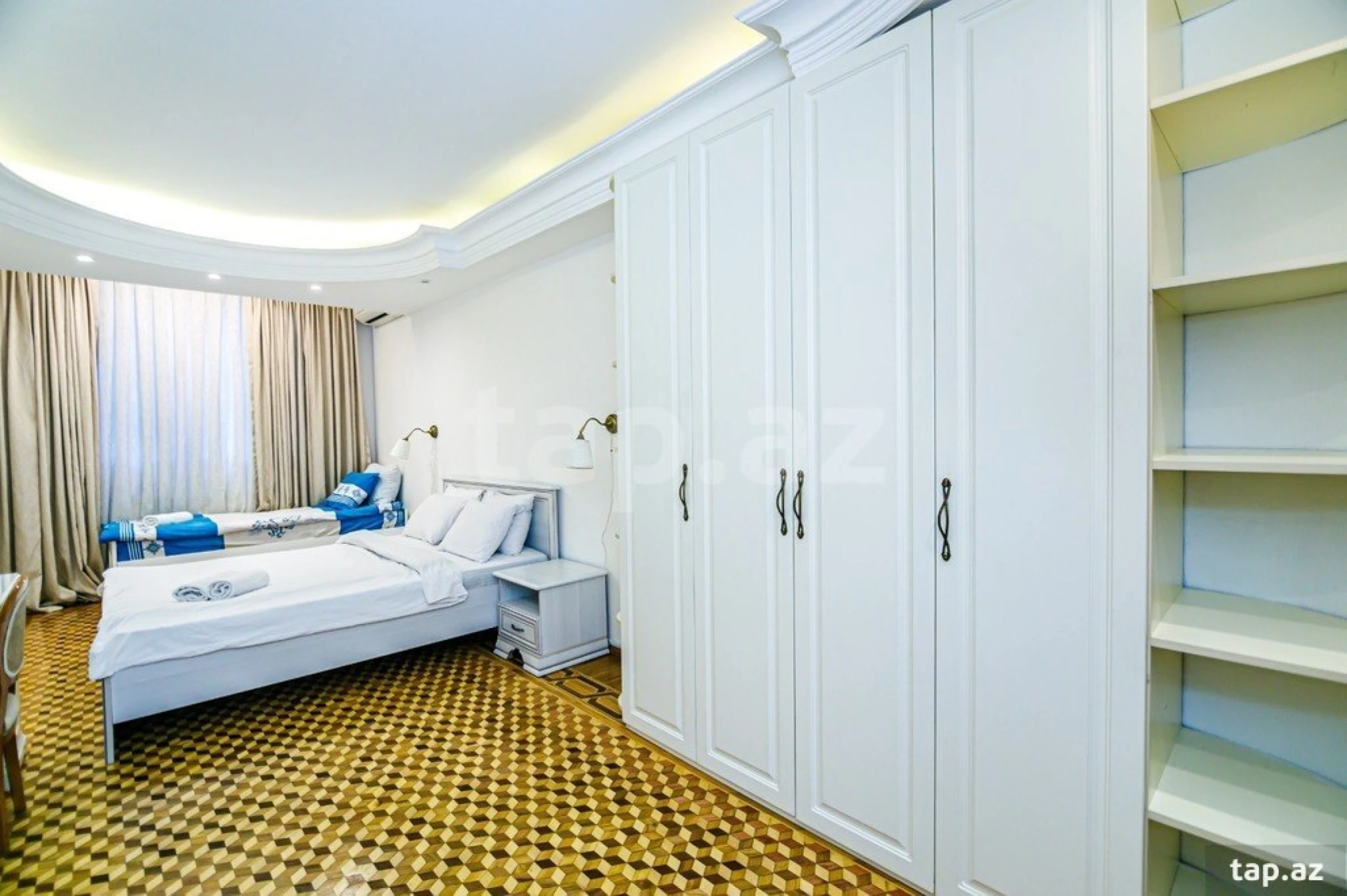 Kirayə verilir 4 otaqlı mənzil 165 m²