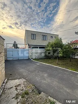 Satılır 6 otaqlı həyət evi 174 m²