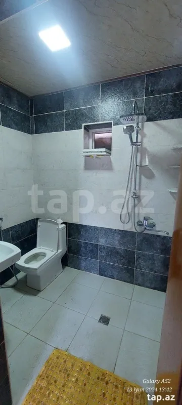 Kirayə verilir 3 otaqlı həyət evi