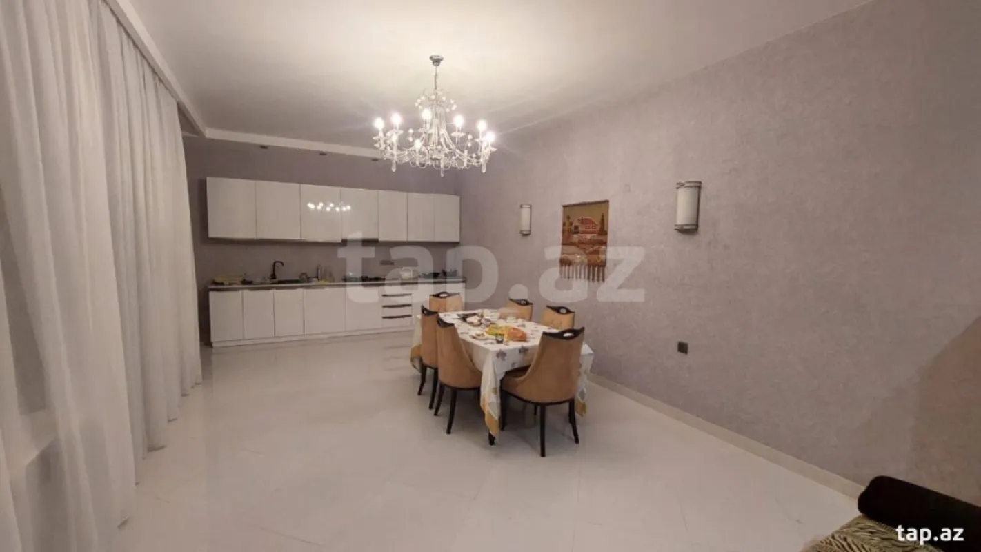 Kirayə verilir 4 otaqlı həyət evi 200 m²