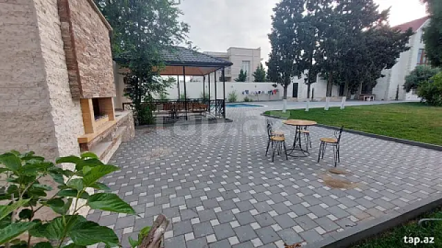 Kirayə verilir 4 otaqlı həyət evi 200 m²