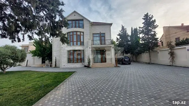 Kirayə verilir 4 otaqlı həyət evi 200 m²