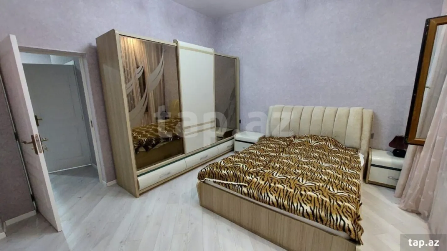Kirayə verilir 4 otaqlı həyət evi 200 m²