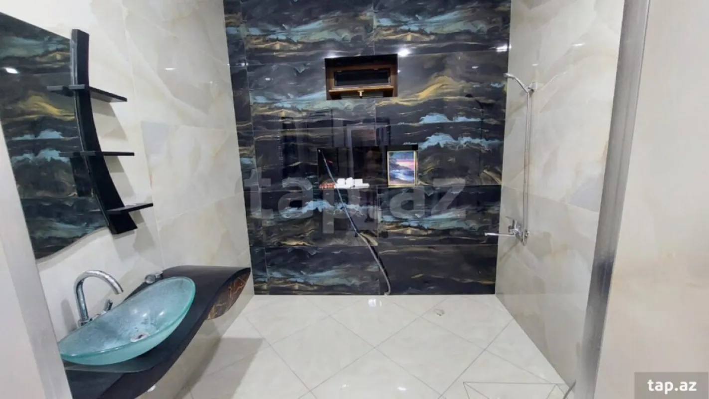 Kirayə verilir 4 otaqlı həyət evi 200 m²