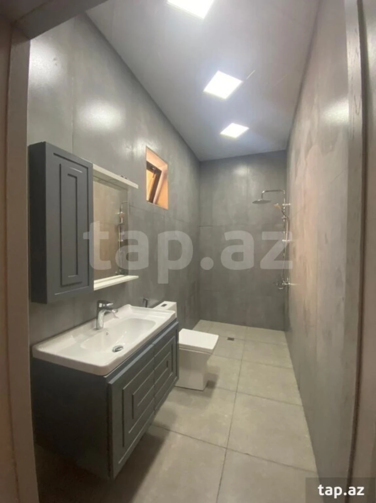 Kirayə verilir 4 otaqlı həyət evi 200 m²