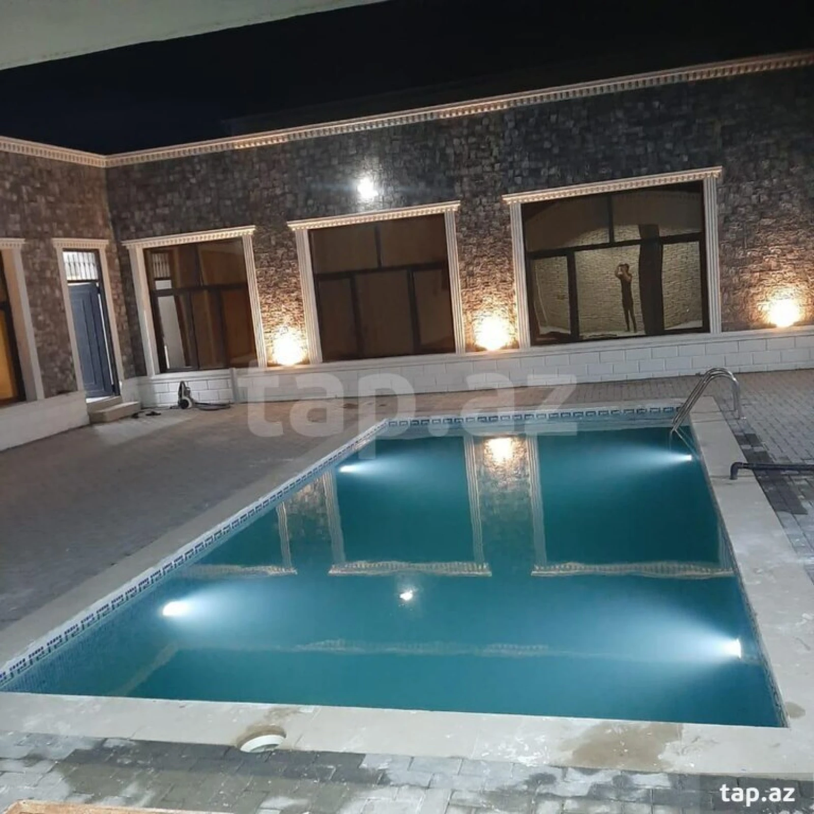 Kirayə verilir 4 otaqlı həyət evi 200 m²