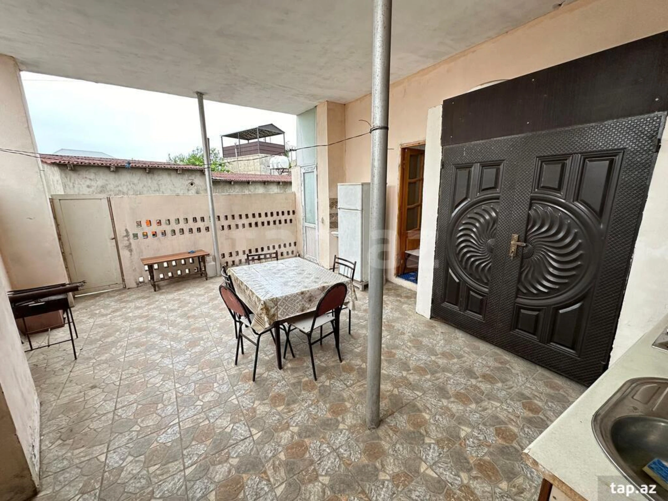 Kirayə verilir 2 otaqlı həyət evi