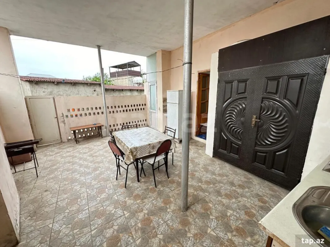 Kirayə verilir 2 otaqlı həyət evi