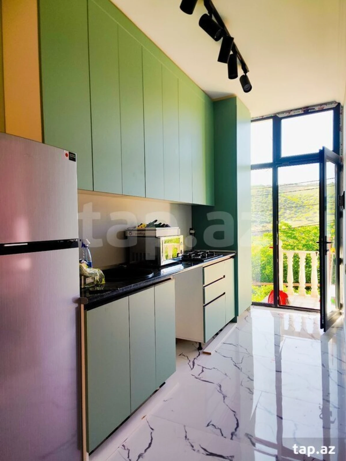 Kirayə verilir 2 otaqlı həyət evi