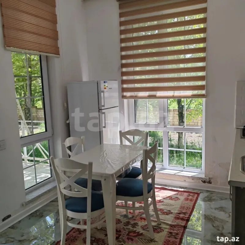 Kirayə verilir 3 otaqlı həyət evi 72 m²