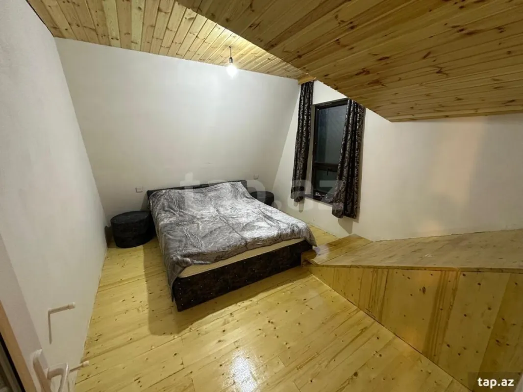 Kirayə verilir 4 otaqlı həyət evi